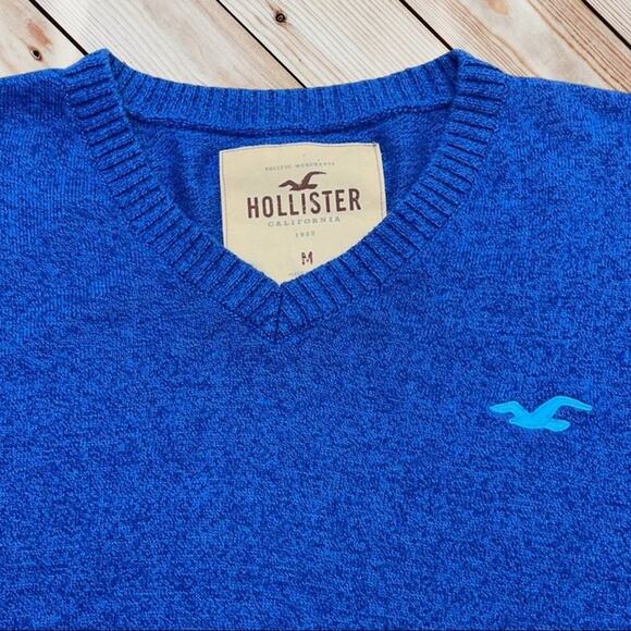 HOLLISTER Mens Medium Blue V Neck Sweater - Picture 2 of 2